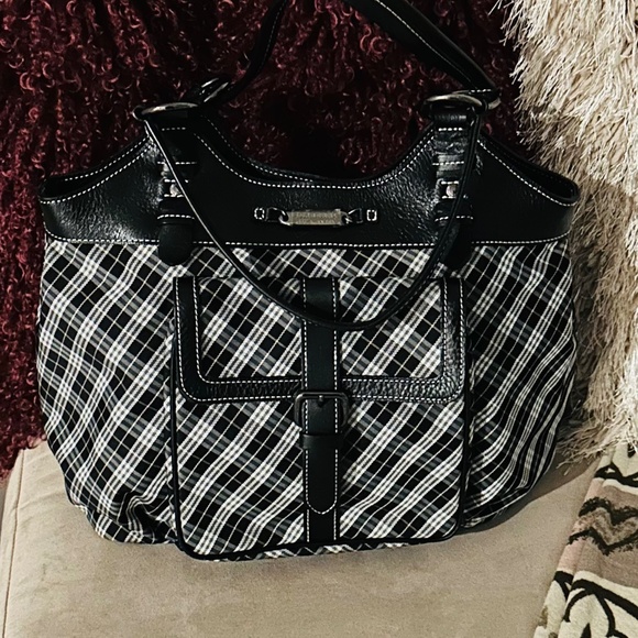 ✨💜✨ Burberry London Blue Label Nylon Canvas - Picture 1 of 8